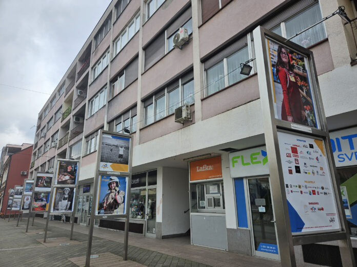 Приједор - изложба фотографија "И м