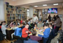 U Gradskoj čitaonici održana dječija radionica “Dok pahulje padaju, zamisli želju”