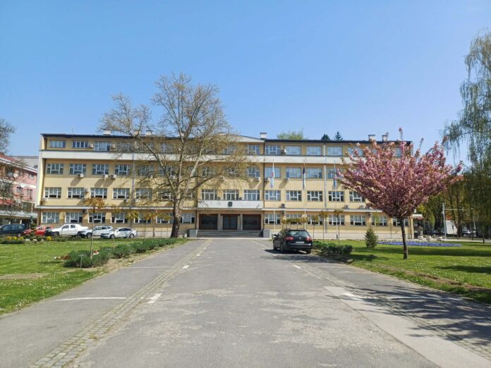 bb82bf3f-6699-4c48-9328-aeb55c7f837f