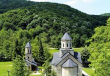 “Veče ojkače” kod manastira Moštanica