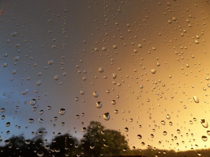 christopherpluta-rain-228855_1280