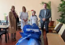 Grad donirao posteljinu i pelene Odjeljenju pedijatrije i bebi boksu prijedorske bolnice